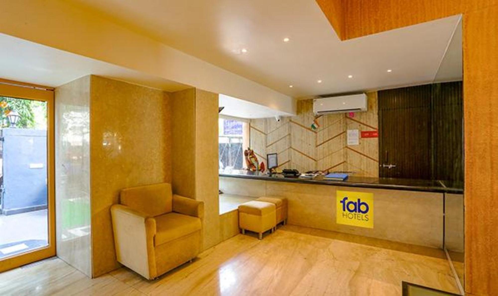 ホテル Fabexpress Jayshree - Nr Mumbai International Airport エクステリア 写真